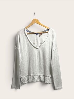 Pilcro Light Gray V-Neck Pullover Sweatshirt